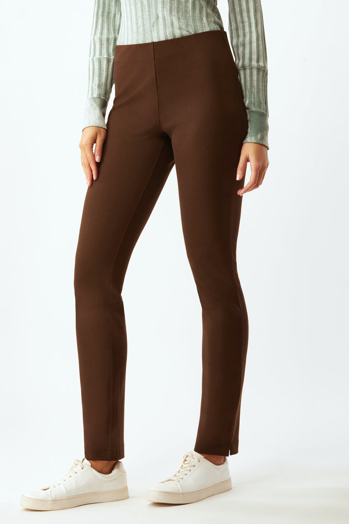 Springfield Classic Pull-On In Park Avenue Stretch - Chocolate