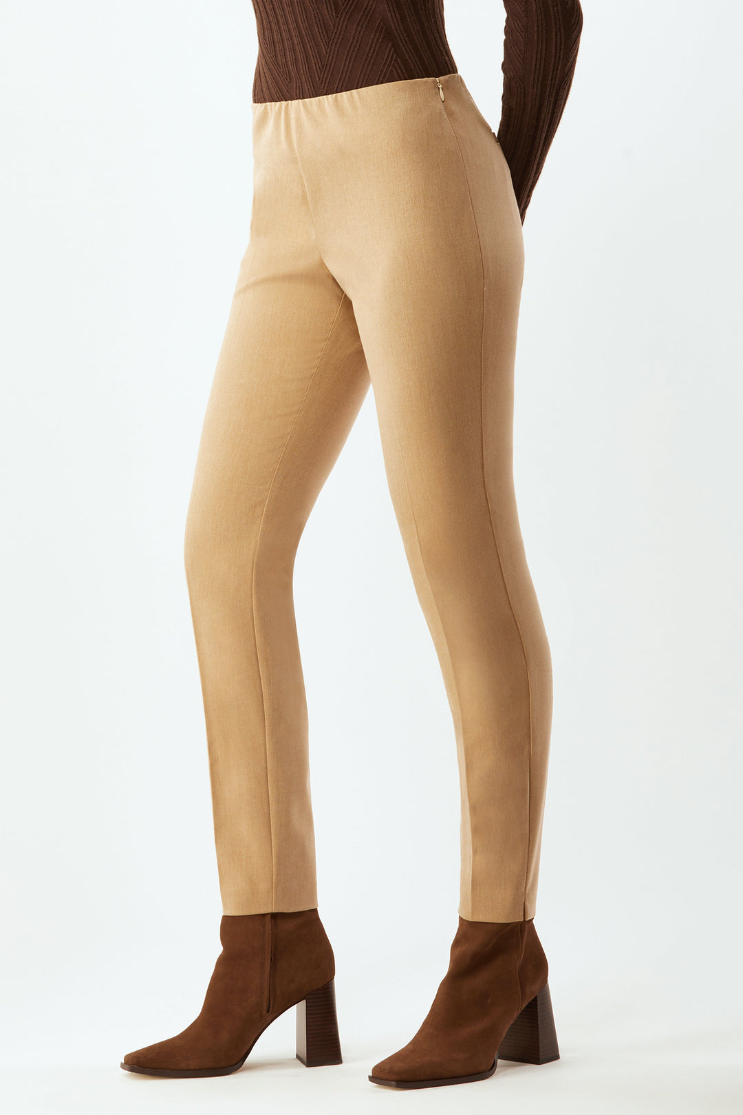 Springfield Classic Pull-On In 5Th Avenue Stretch - Camel